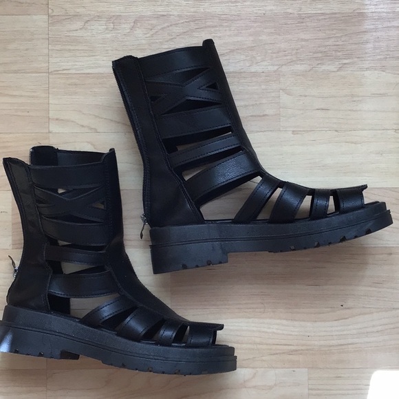 Black Vegan Strappy Boots Size 36 Zip Up - Picture 4 of 8